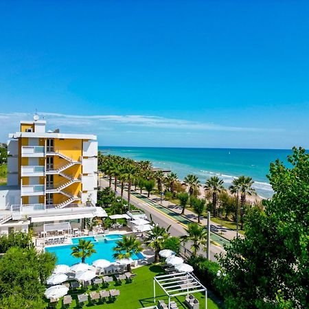 Hotel Belvedere マルティンシクーロ エクステリア 写真