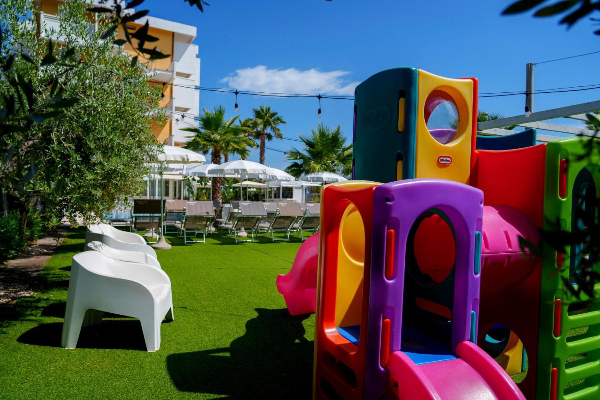 Hotel Belvedere マルティンシクーロ エクステリア 写真