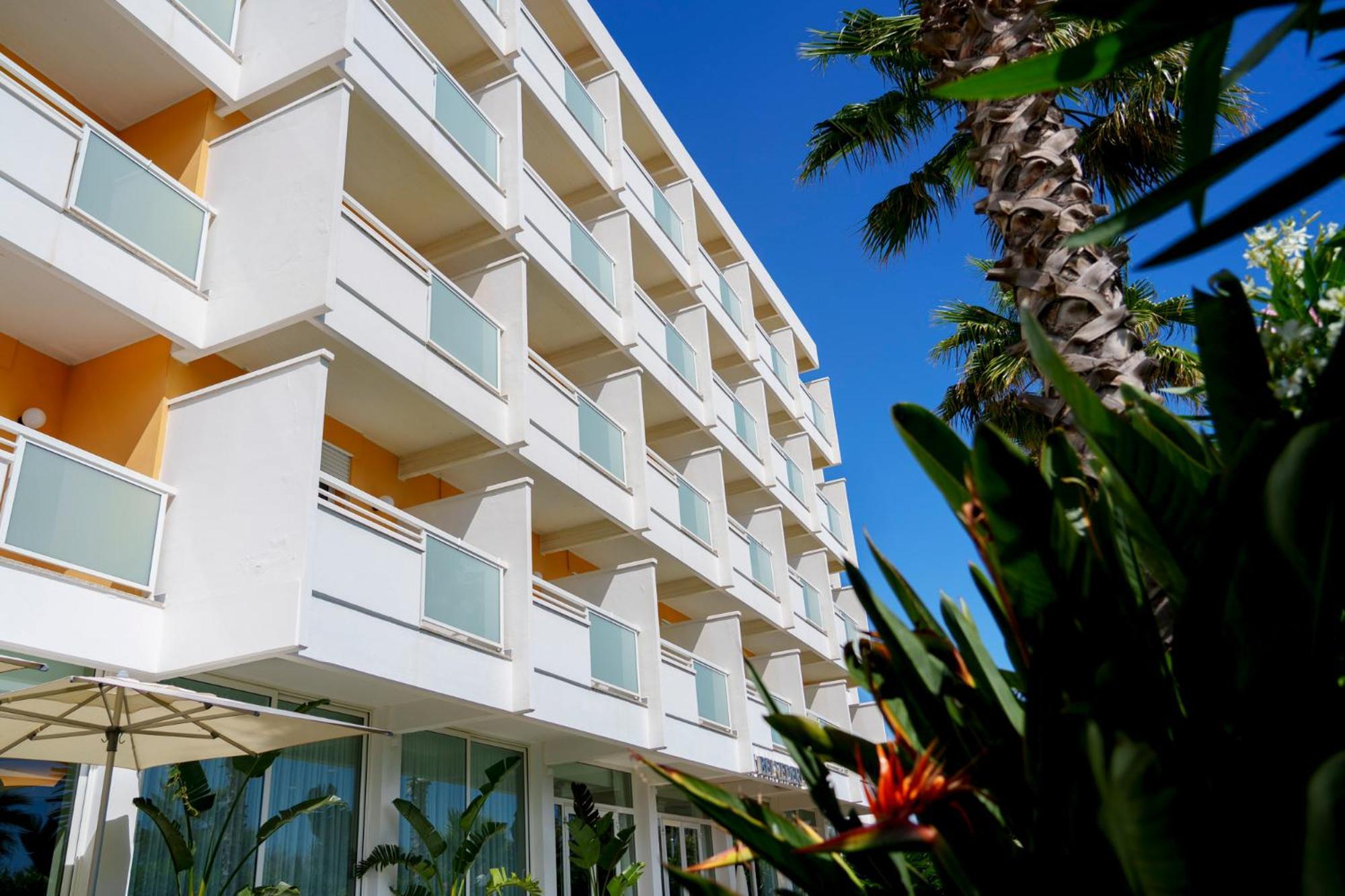 Hotel Belvedere マルティンシクーロ エクステリア 写真